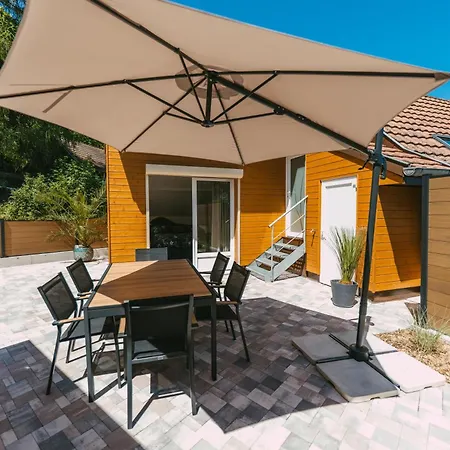 Leha Avec Jacuzzi A Pour 5 Personnes Ferienhaus *