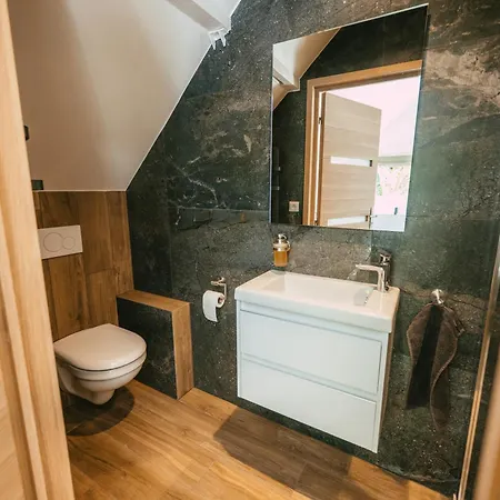 Leha Avec Jacuzzi A Pour 5 Personnes Ferienhaus *